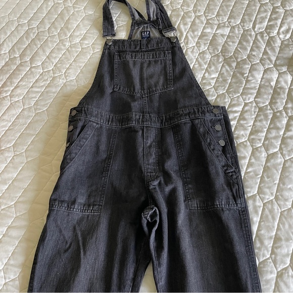 GAP Charcoal Denim Overalls Size M - Picture 2 of 5